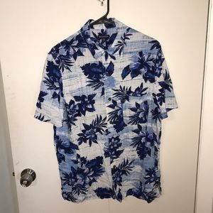women's large Hawaiian tee shirt